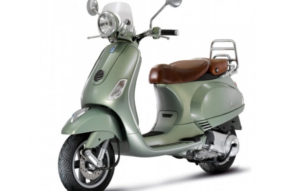 vespa-scooter-lxv-150